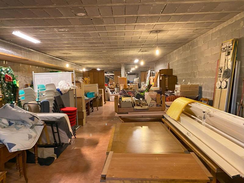 Local commercial - 1 056 m² - 3 pièces