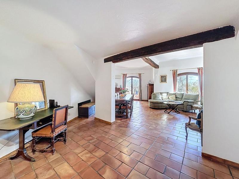 Maison - 175 m² - 6 pièces