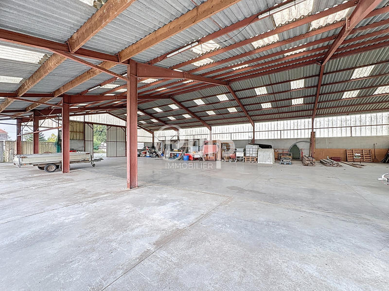 Immeuble - 4 726 m² - 5 pièces