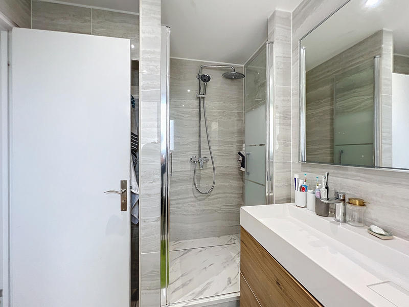 Appartement - 92 m² - 4 pièces