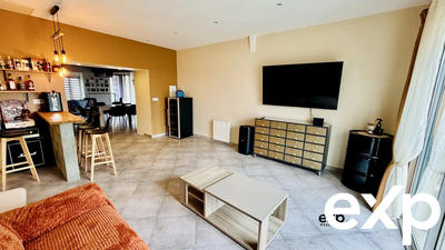 Maison traditionnelle - 185 m² - 6 pièces