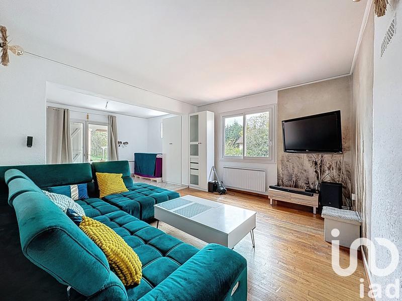 Maison - 231 m² - 9 pièces