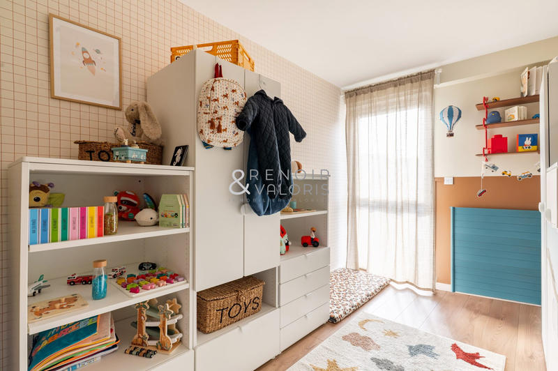 Appartement - 124 m² - 6 pièces