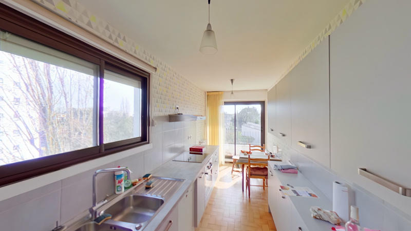 Appartement - 103 m² - 5 pièces