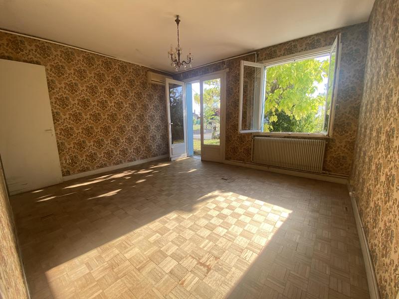 Maison - 85 m² - 6 pièces