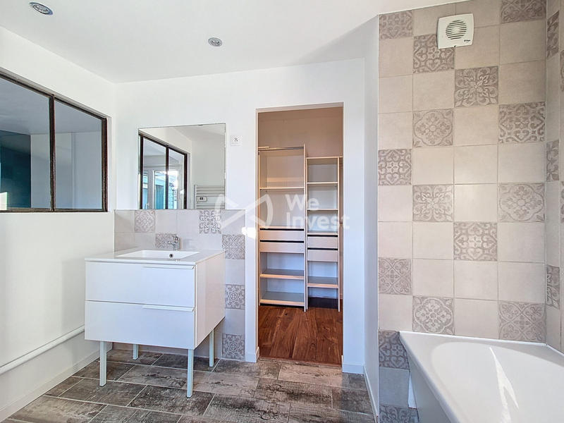 Maison - 90 m² - 5 pièces