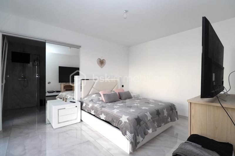 Villa - 149 m² - 6 pièces