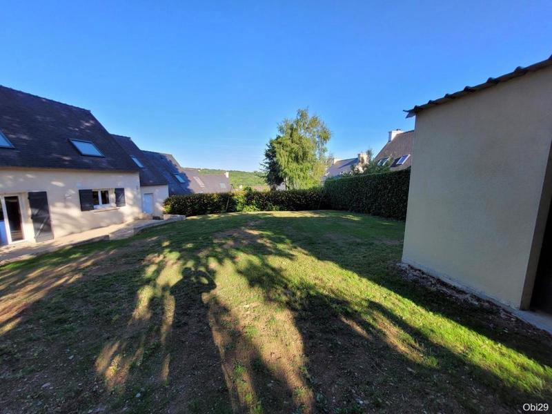 Maison - 92 m² - 5 pièces