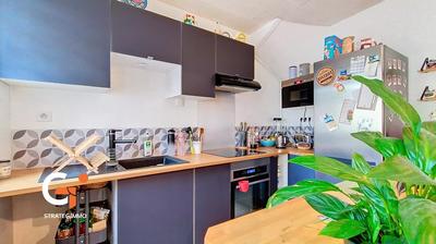 Maison - 80 m² - 5 pièces