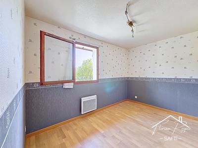 Maison - 91 m² - 6 pièces