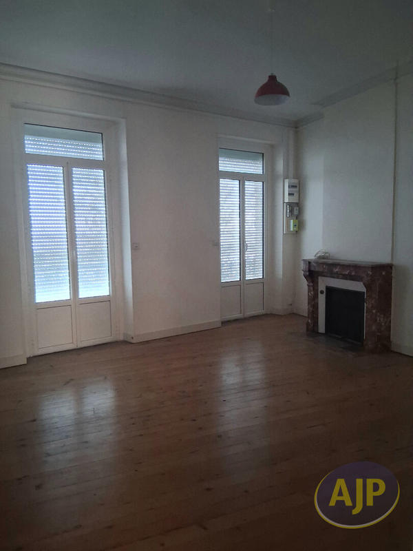 Immeuble - 7 pièces