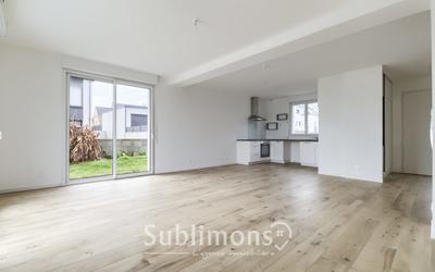 Maison contemporaine - 124 m² - 6 pièces