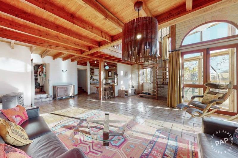 Maison - 220 m² - 9 pièces