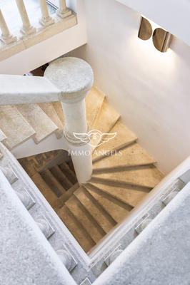 Bastide - 310 m² - 7 pièces