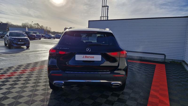 Mercedes Gla 250 E 8g-Dct Progressive Line