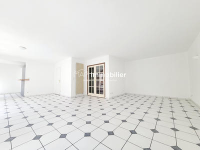 Maison ancienne - 162 m² - 7 pièces