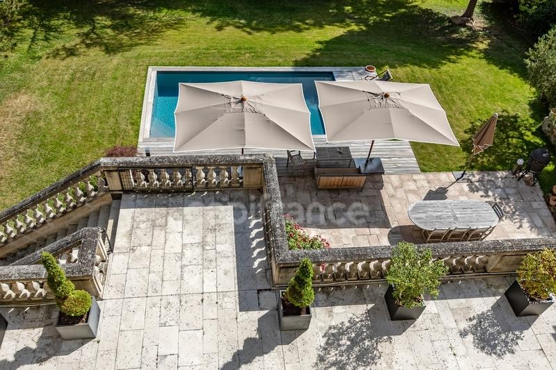 Maison bourgeoise - 396 m² - 12 pièces