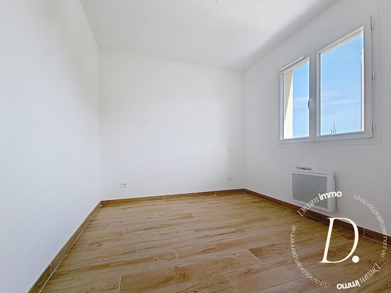 Villa - 90 m² - 4 pièces