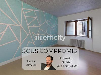 Appartement - 43 m² - 3 pièces