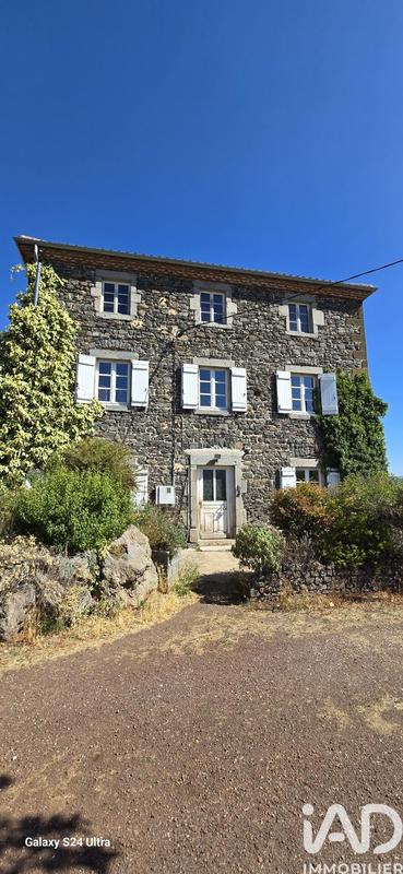 Maison - 113 m² - 6 pièces