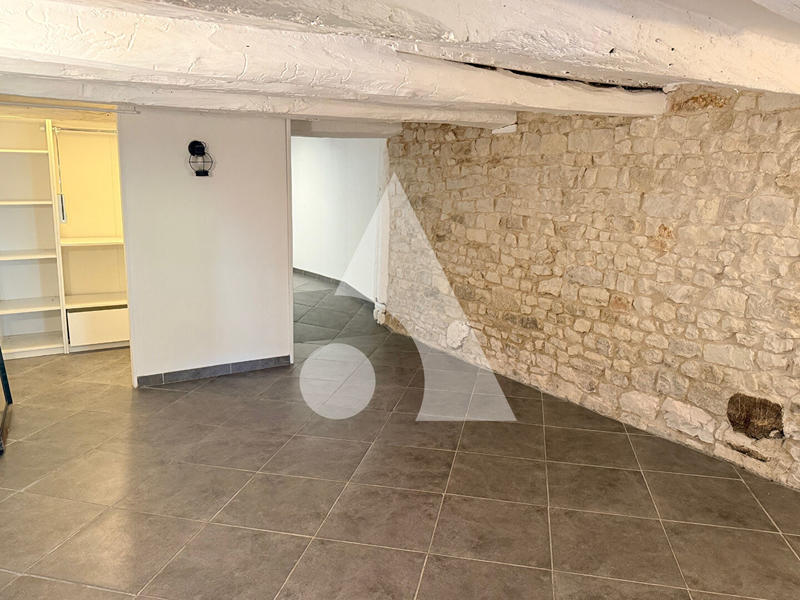 Maison - 232 m² - 6 pièces