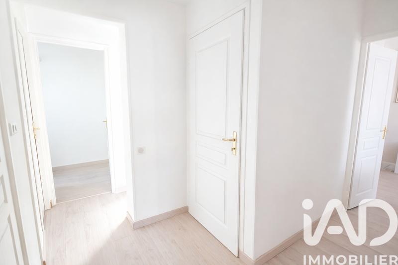 Maison - 204 m² - 8 pièces