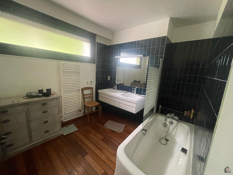 Maison contemporaine - 140 m² - 4 pièces