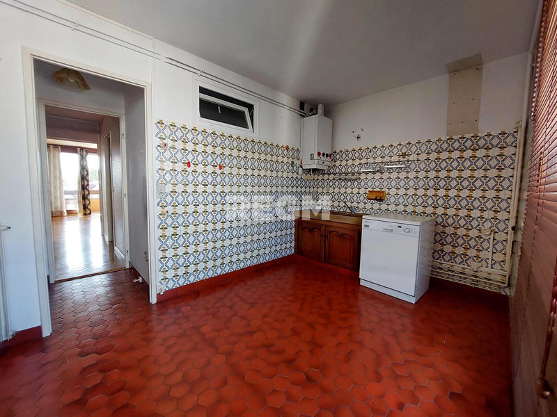 Appartement - 90 m² - 4 pièces