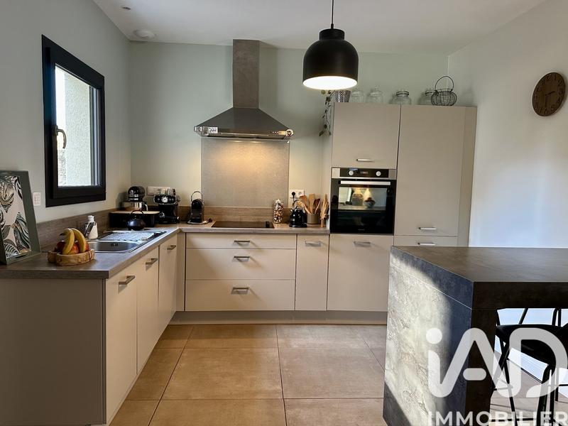 Appartement - 94 m² - 3 pièces