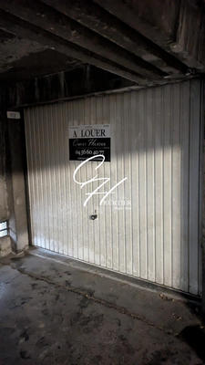 Parking / Garage - 15 m²