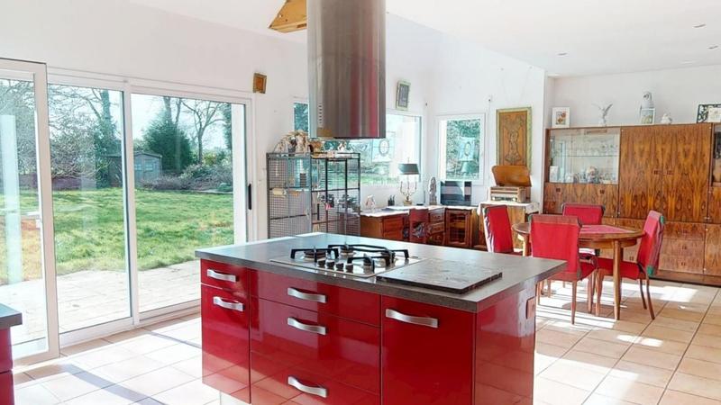 Maison - 98 m² - 5 pièces