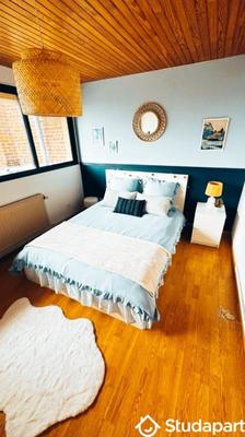 Chambre - 12 m² - 1 pièce