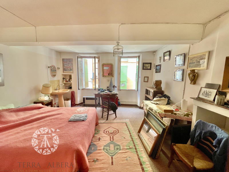 Maison de village - 90 m² - 3 pièces