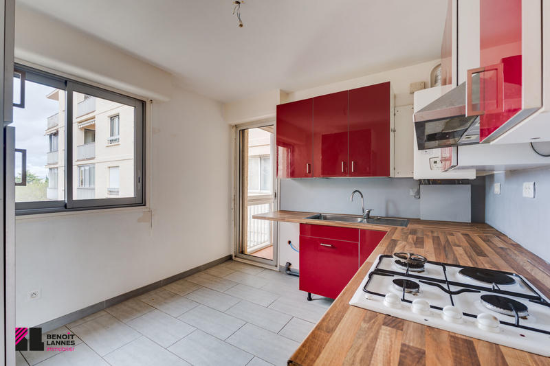 Appartement - 96 m² - 4 pièces