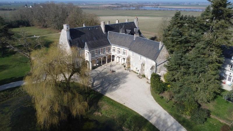 Manoir - 1 100 m² - 20 pièces