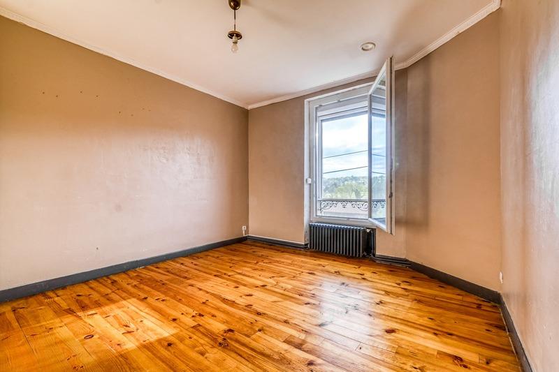 Maison - 141 m² - 6 pièces