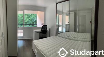 Chambre - 10 m² - 1 pièce