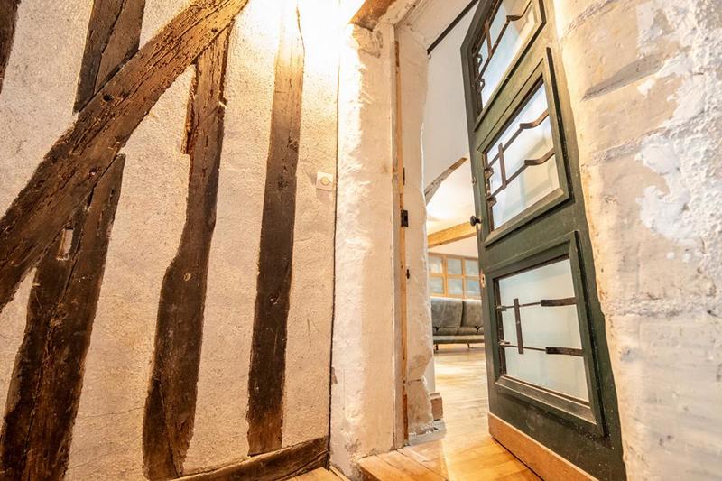 Appartement - 98 m² - 3 pièces