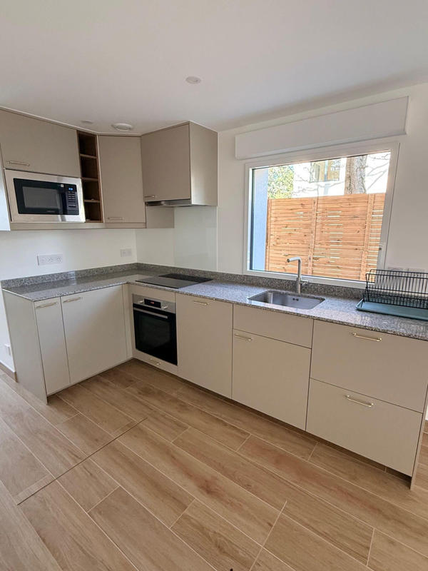 Maison - 90 m² - 3 pièces