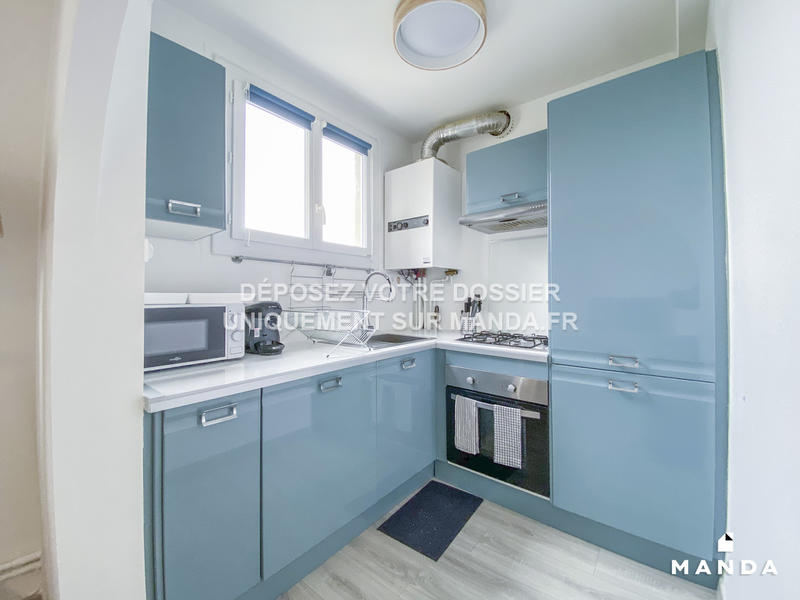 Chambre - 10 m² - 4 pièces