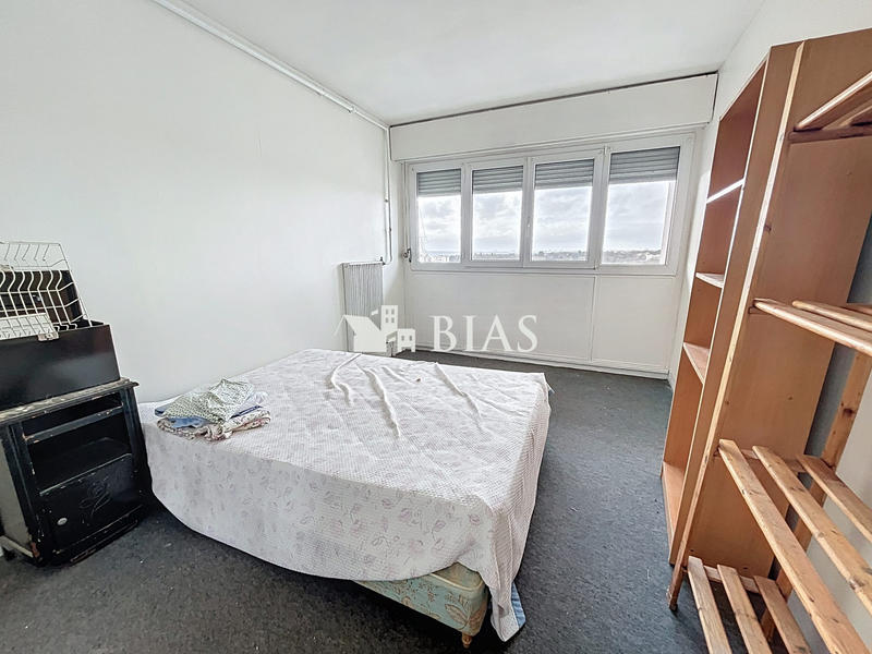 Appartement - 90 m² - 4 pièces