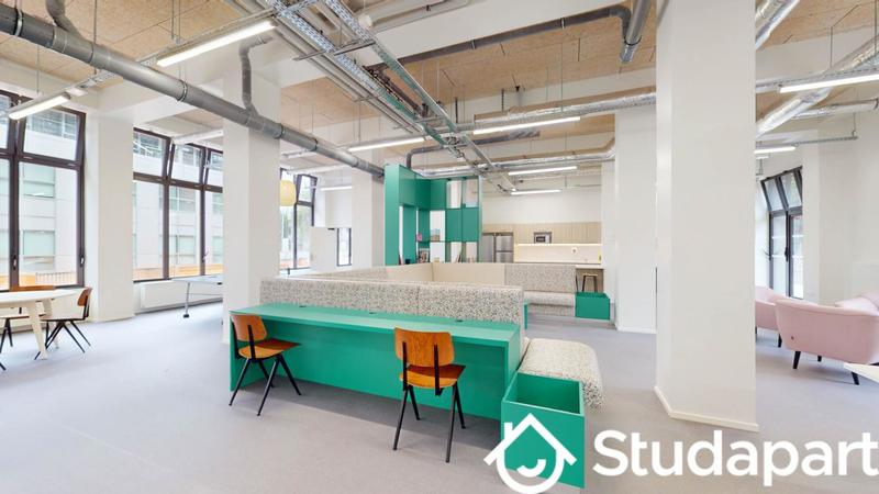 Chambre - 13 m² - 1 pièce