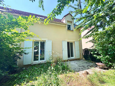 Maison - 92 m² - 4 pièces