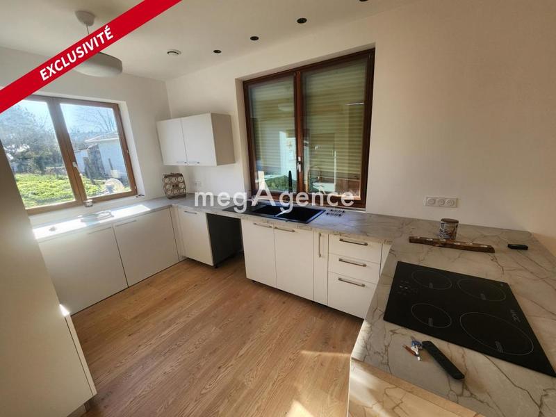 Maison - 110 m² - 5 pièces