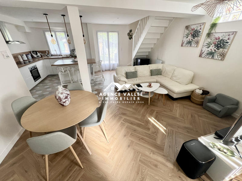 Maison - 108 m² - 6 pièces