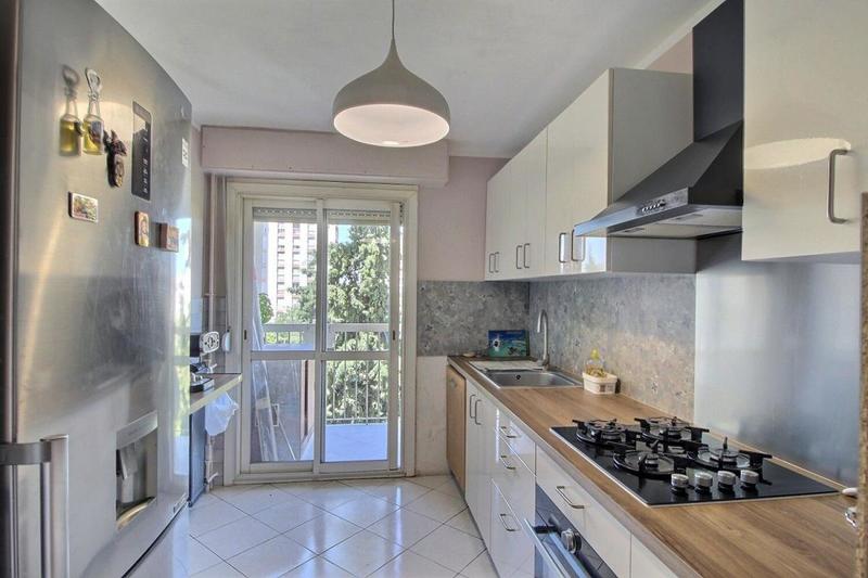 Appartement - 77 m² - 4 pièces