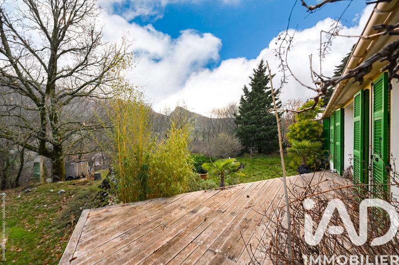 Maison - 110 m² - 6 pièces