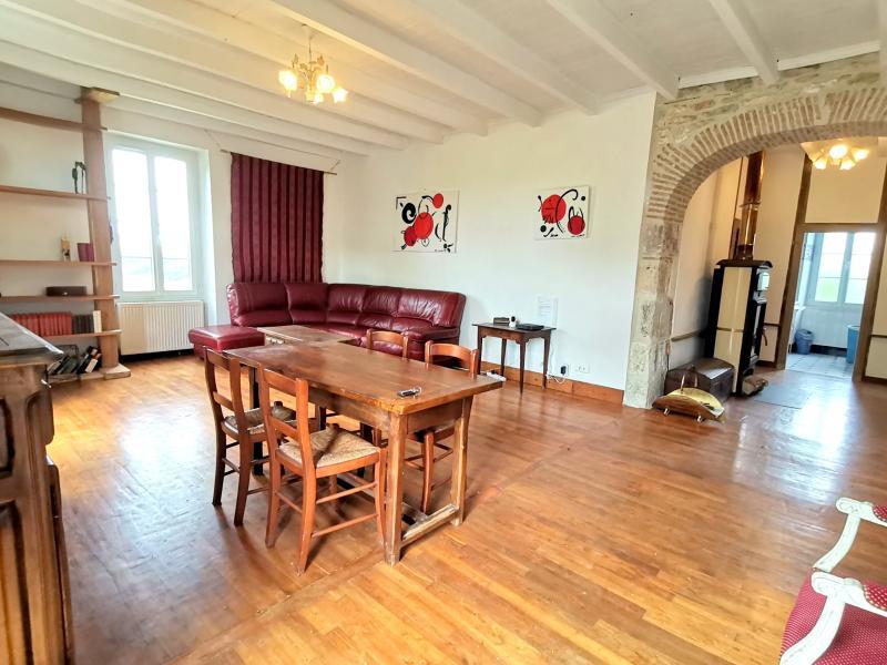 Maison - 167 m² - 5 pièces