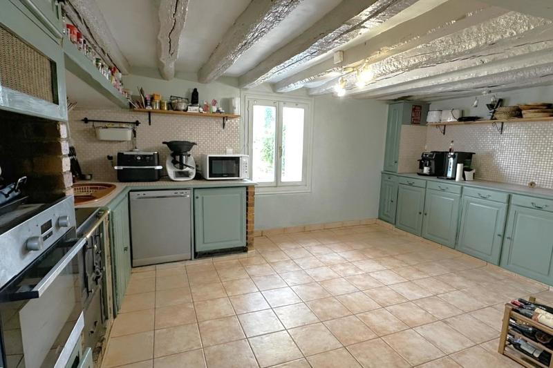 Maison - 320 m² - 11 pièces