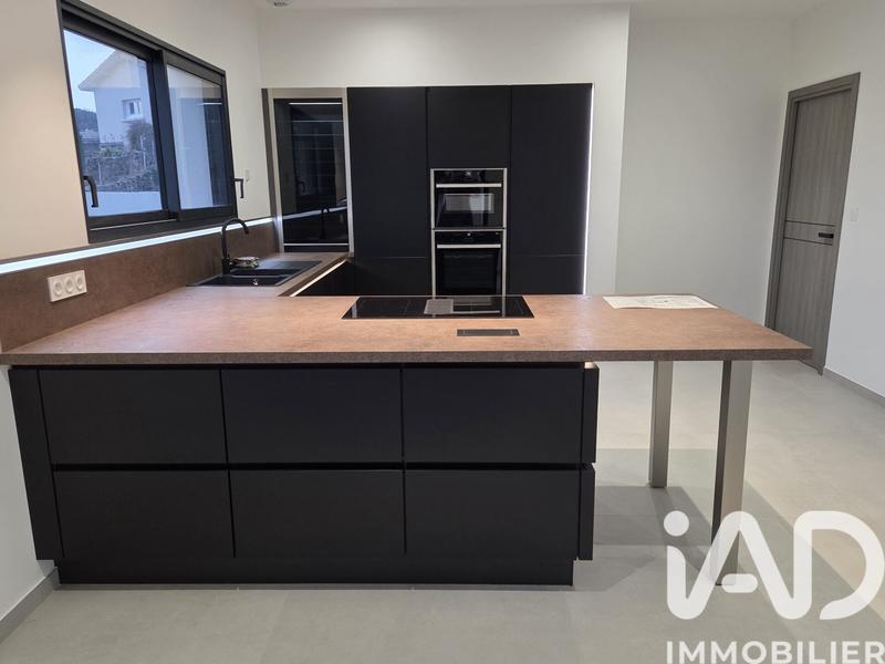 Maison - 134 m² - 4 pièces